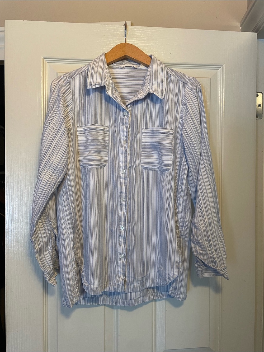 Athleta White and Light Blue Striped Long Sleeve Button-Up Shirt